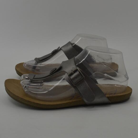 Blowfish Sandals Silver Metallic Thong Buckle Casual Silver 8.5 - Picture 11 of 11